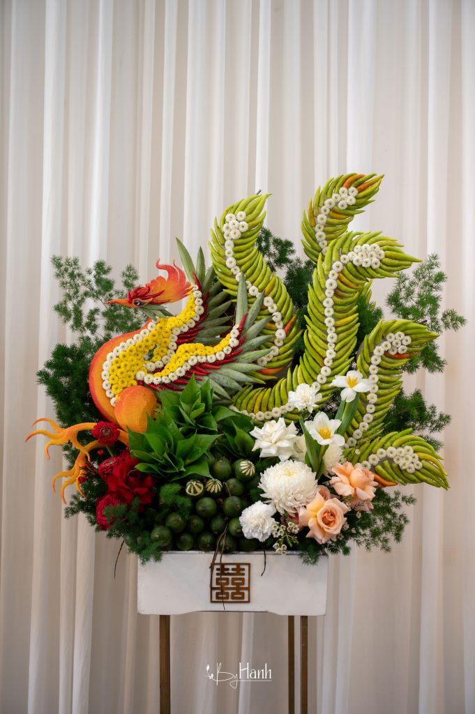 MÂM QUẢ HỎI CƯỚI